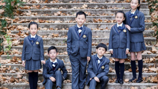 校服不美觀(guān)的問(wèn)題 可以“馬上就辦”