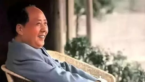 紀念毛澤東同志誕辰126周年！致敬一代偉人！