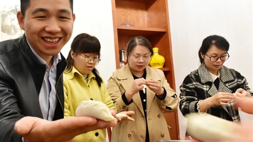 以“餃”連心|百裕集團喜迎元宵佳節