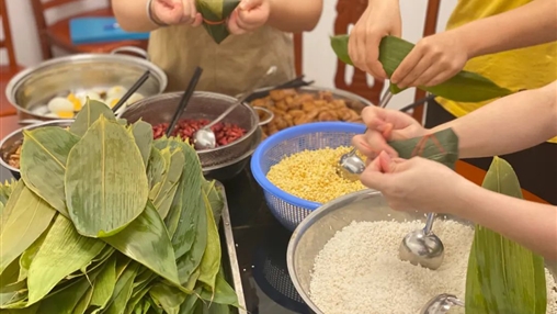 粽享歡樂(lè ) I 濃濃粽香情，百裕一家親